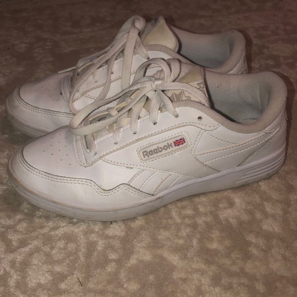 Reebok Shoes - Classic white Reebok sneakers